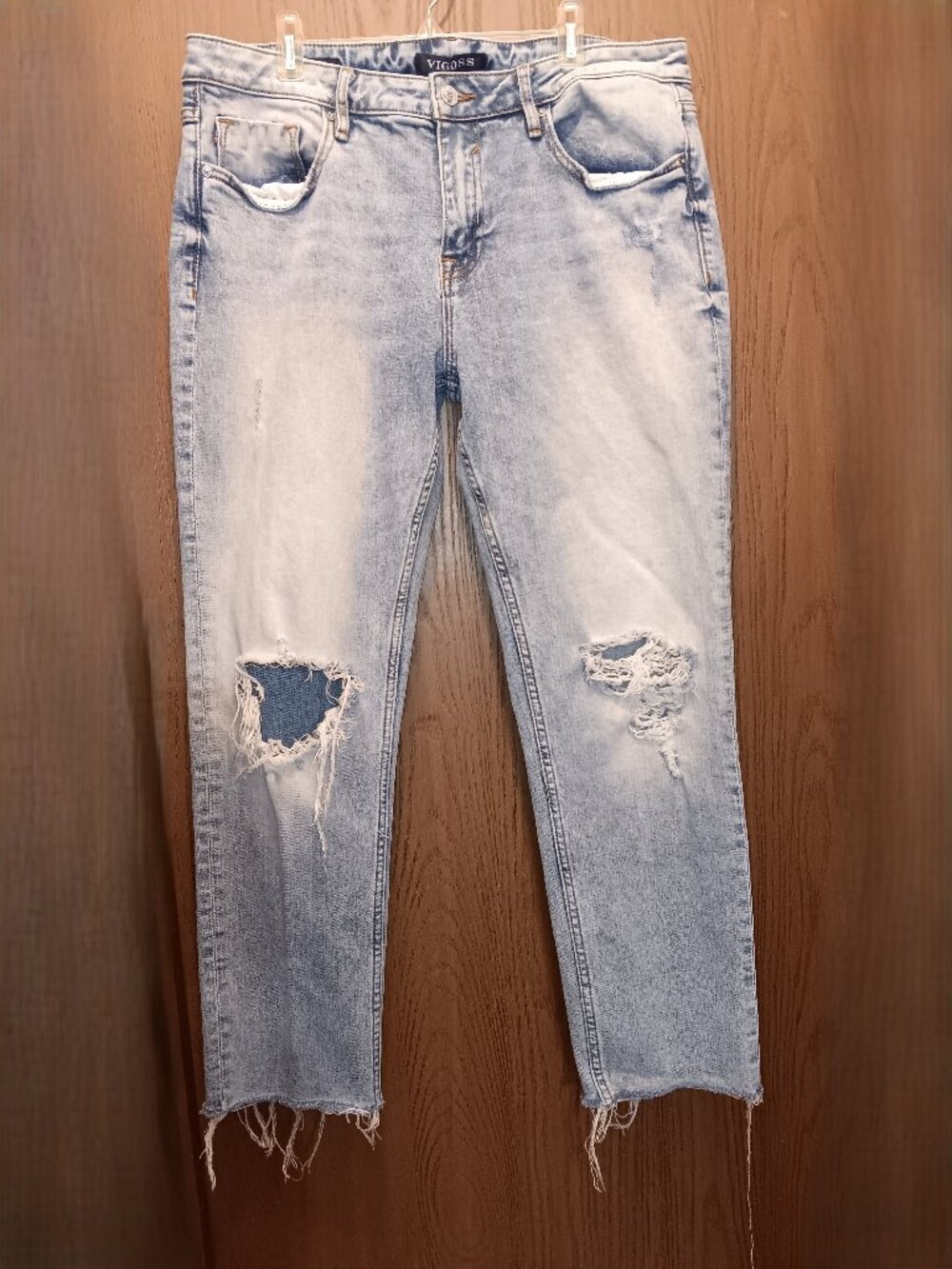 Vigoss women's 'Thompson Tomboy' Classic Fit Distressed Mid-Rise Jeans W33 L25